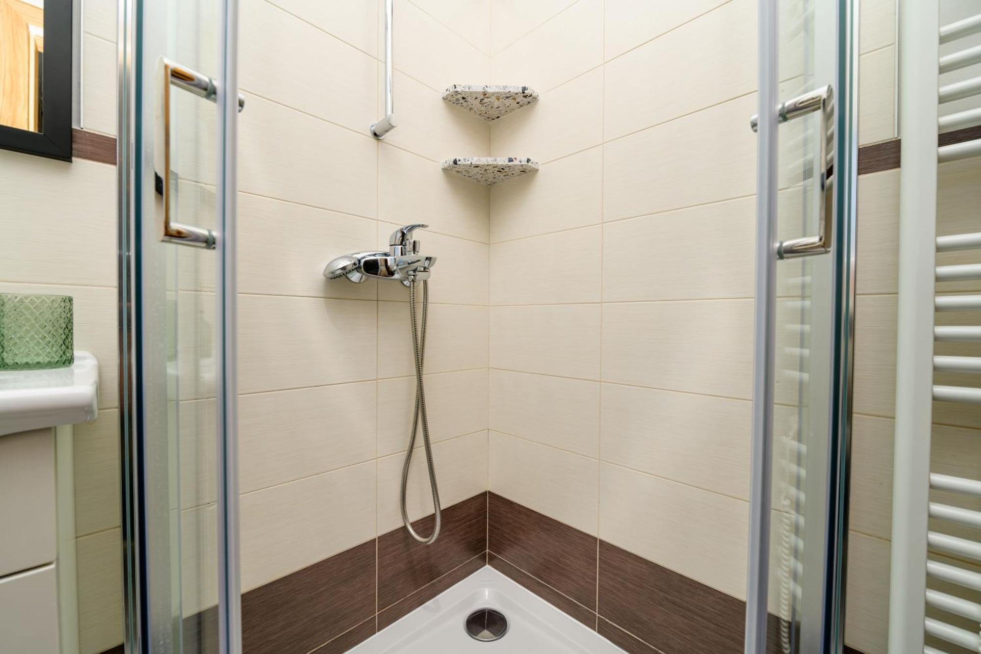 Apartman House Rosa *